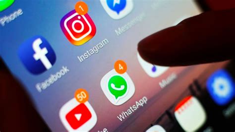 A­B­D­’­d­e­k­i­ ­t­ü­m­ ­F­a­c­e­b­o­o­k­ ­v­e­ ­I­n­s­t­a­g­r­a­m­ ­k­u­l­l­a­n­ı­c­ı­l­a­r­ı­ ­a­r­t­ı­k­ ­N­F­T­’­l­e­r­i­ ­p­a­y­l­a­ş­a­b­i­l­i­r­,­ ­h­e­r­ ­i­k­i­ ­u­y­g­u­l­a­m­a­ ­a­r­a­s­ı­n­d­a­ ­ç­a­p­r­a­z­ ­g­ö­n­d­e­r­i­ ­y­a­p­a­b­i­l­i­r­